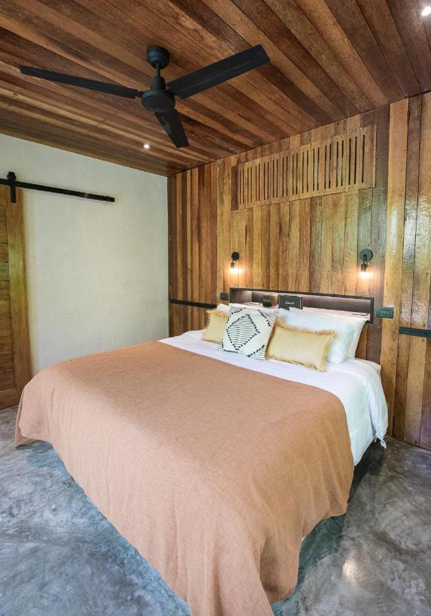 ג'נרל לונה Surfing Temple Hotel Boutique מראה חיצוני תמונה
